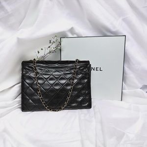 🔥 CHANEL Black Matelasse Single Flap Crossbody🔥